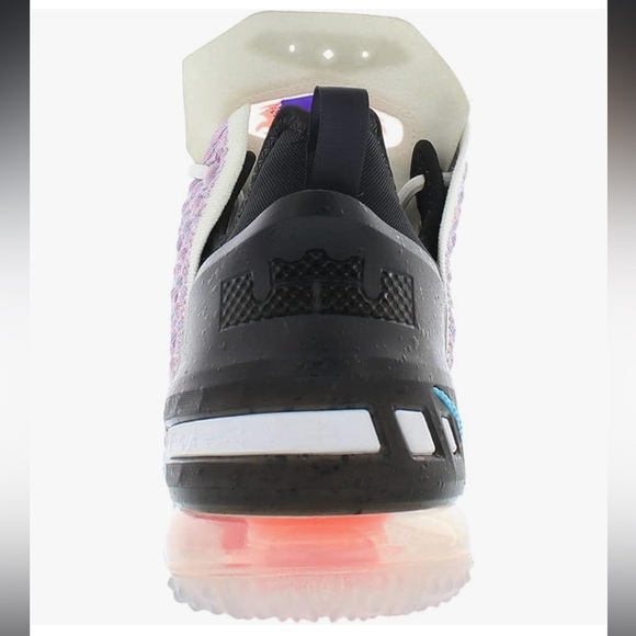 Nike Lebron 18 Graffiti shoes - Picture 5 of 14